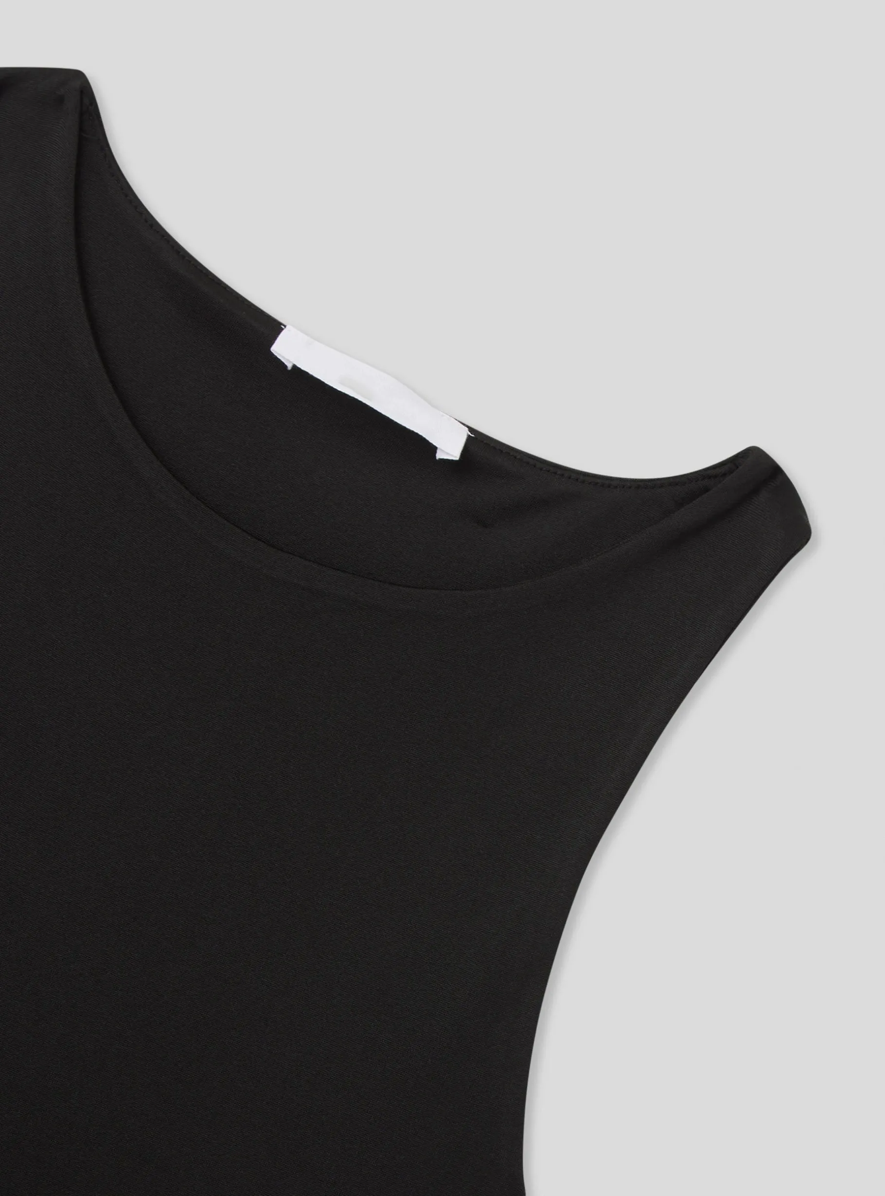 BLACC ITALY Luxe Crop Top