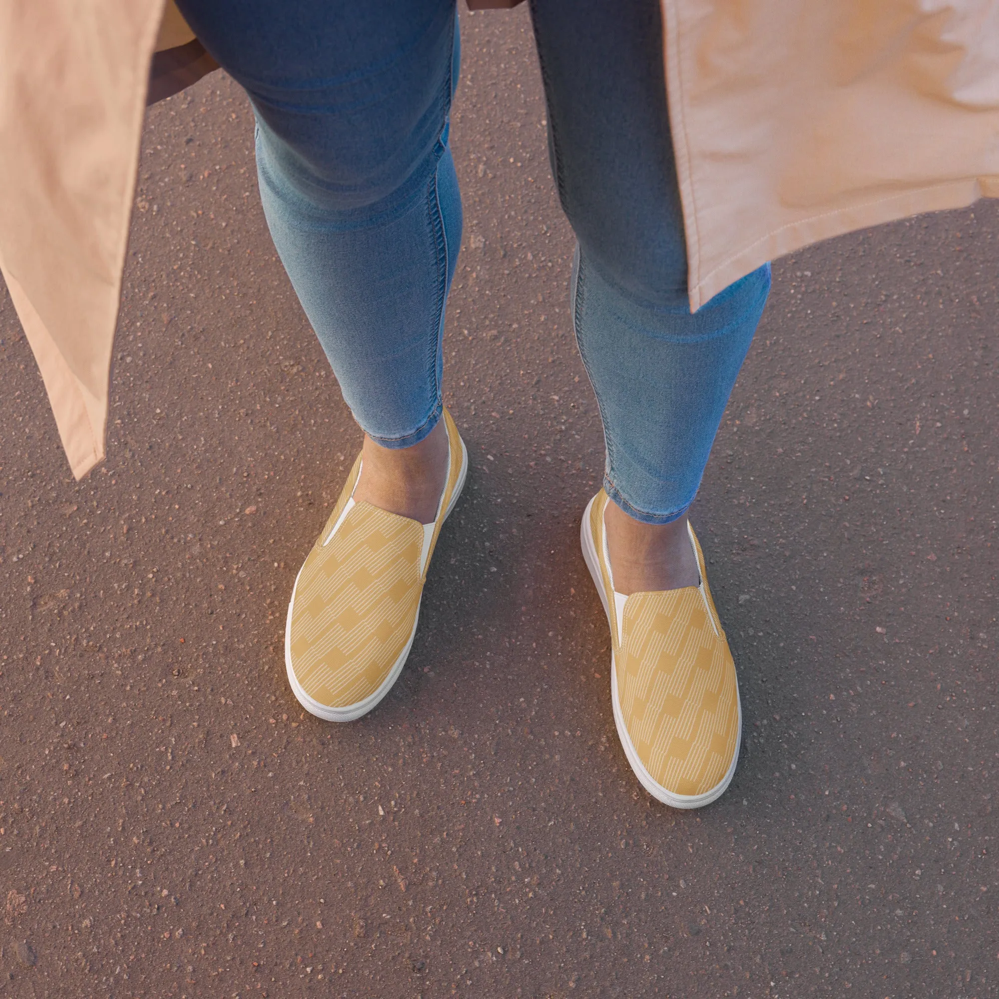 CARMEL Women’s slip-on canvas shoes