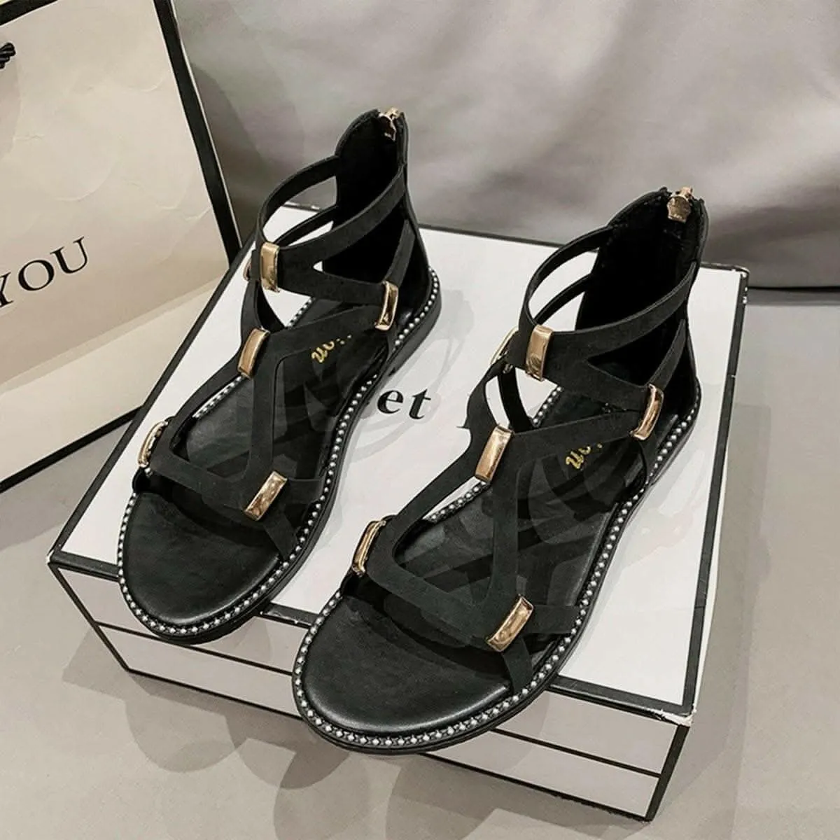 Chic open-toe flat sandals with zipper