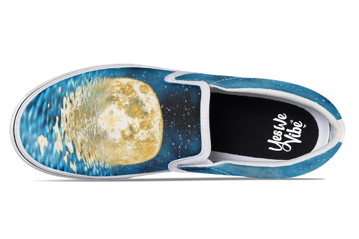 Mirror Ocean Moon