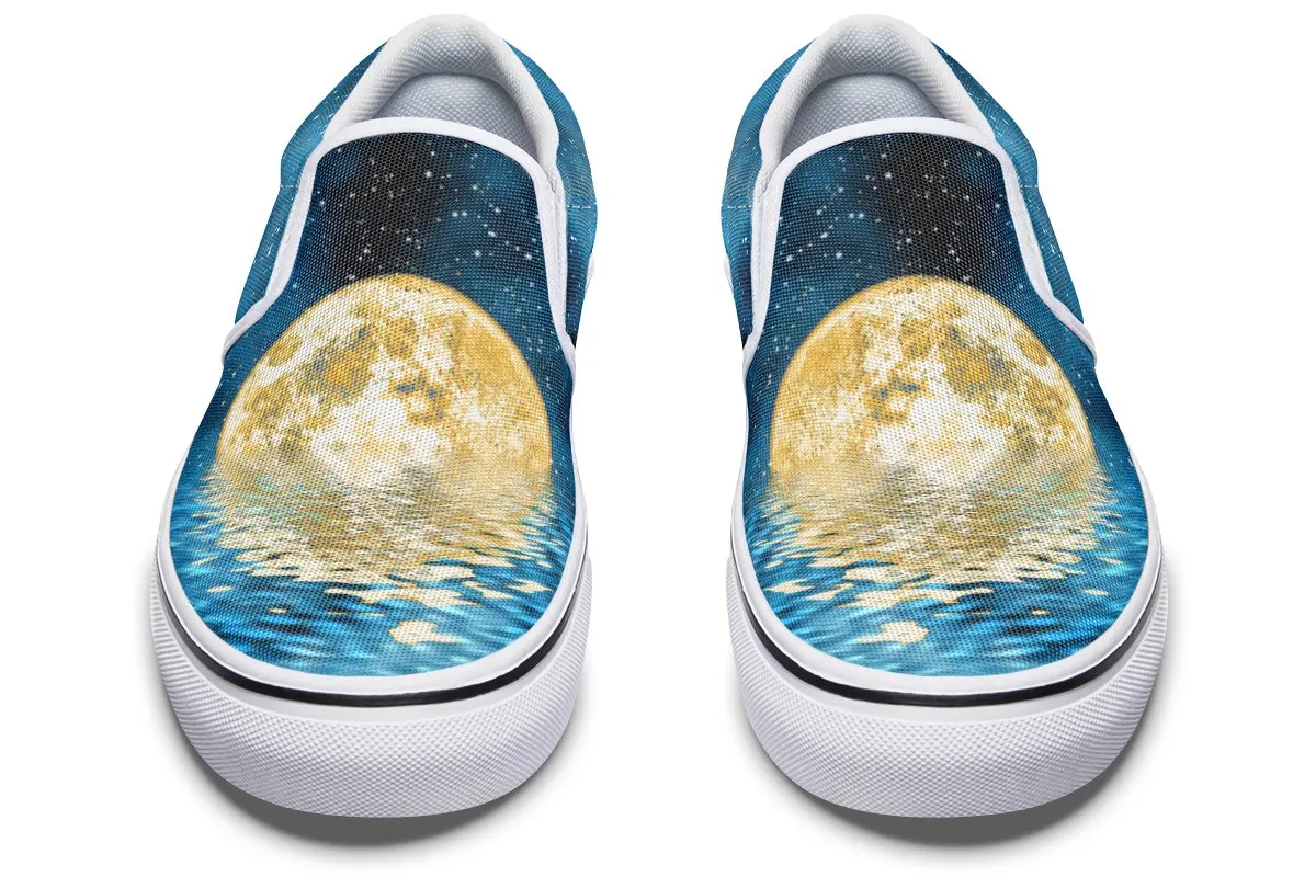 Mirror Ocean Moon