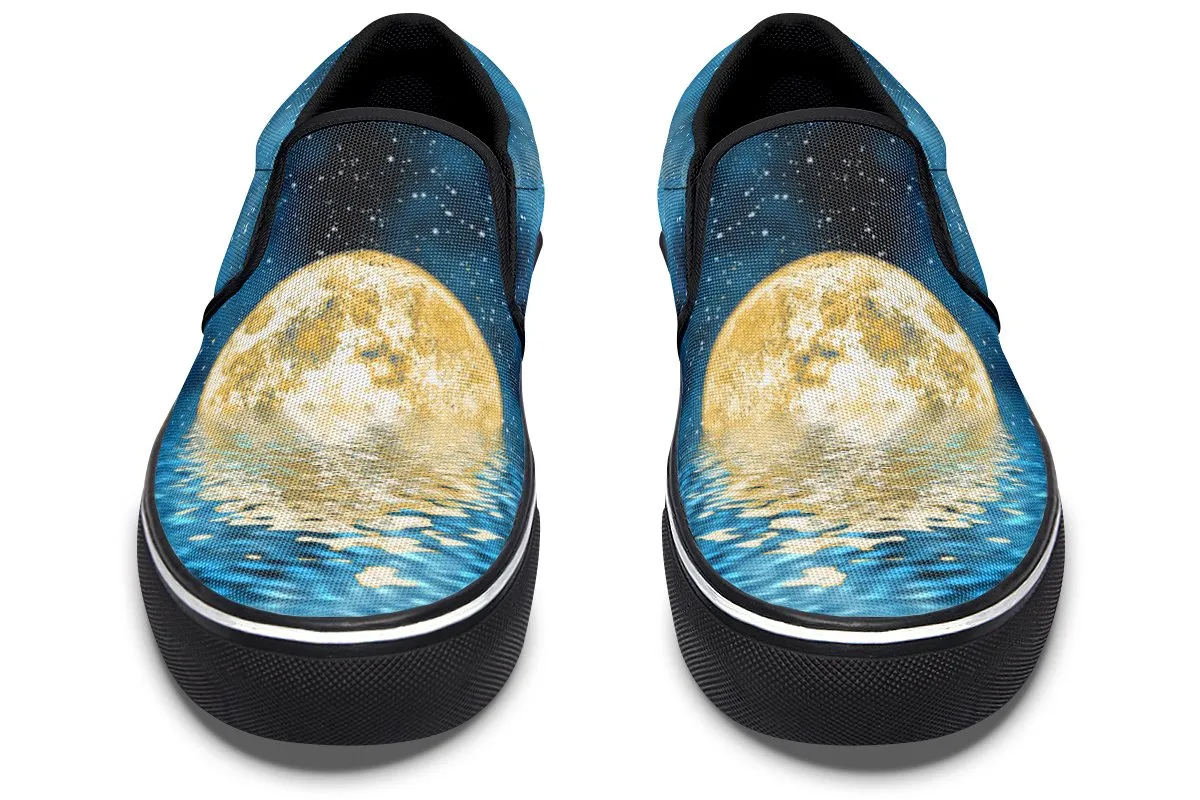 Mirror Ocean Moon