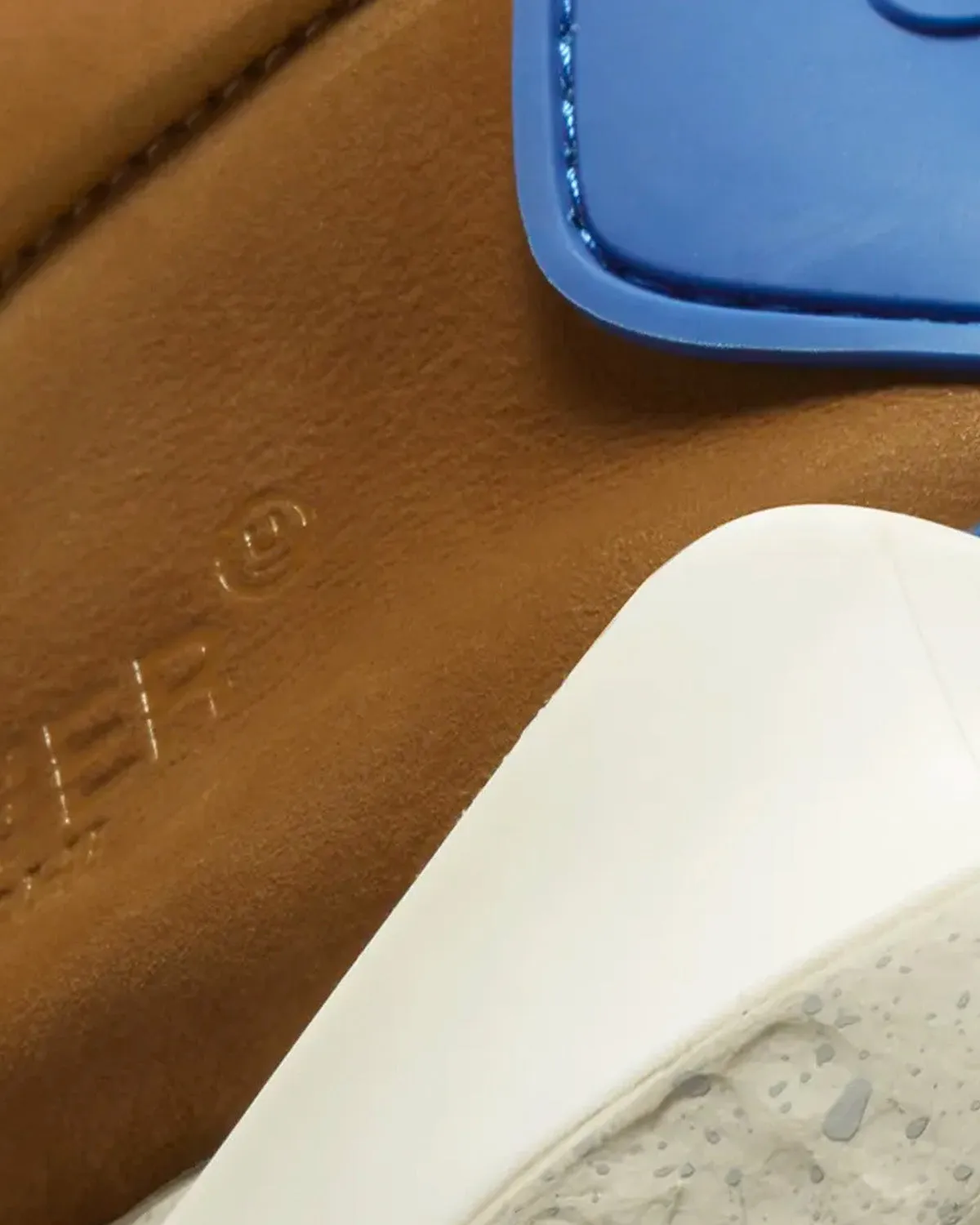 Moc Flow Ale Brown / Team Royal Slip On Sneakers