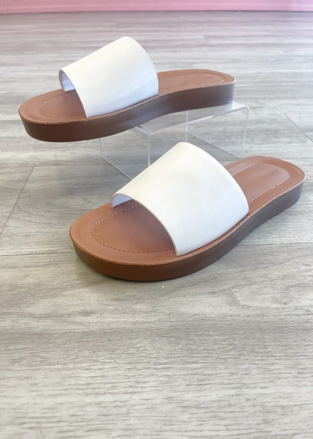 Monica Sandal