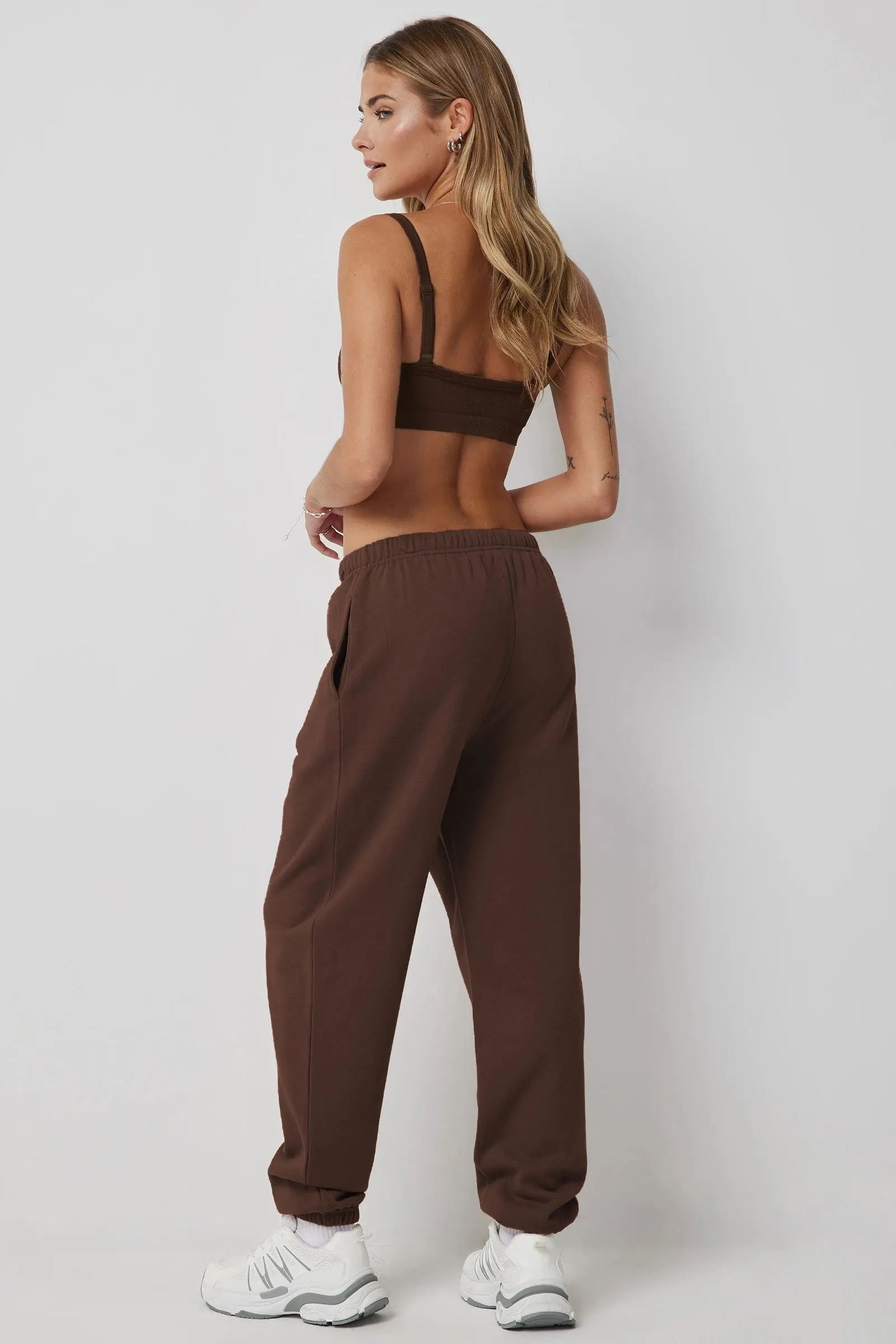 Solids: Blacc Jogger