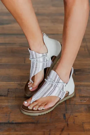 Very G Dakota Sandal | Cream
